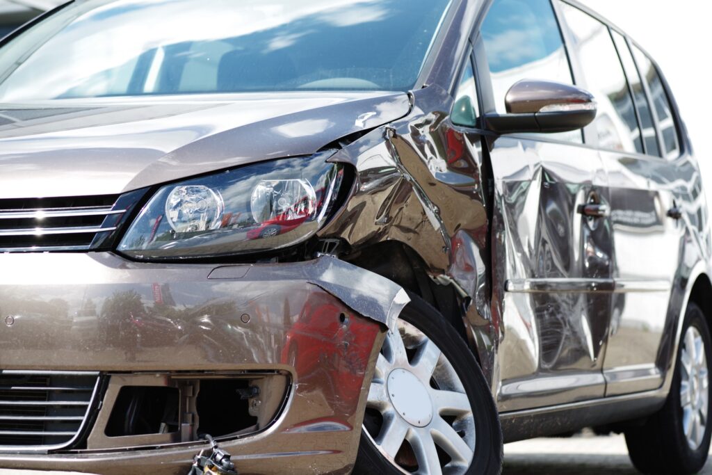 car with accident damage